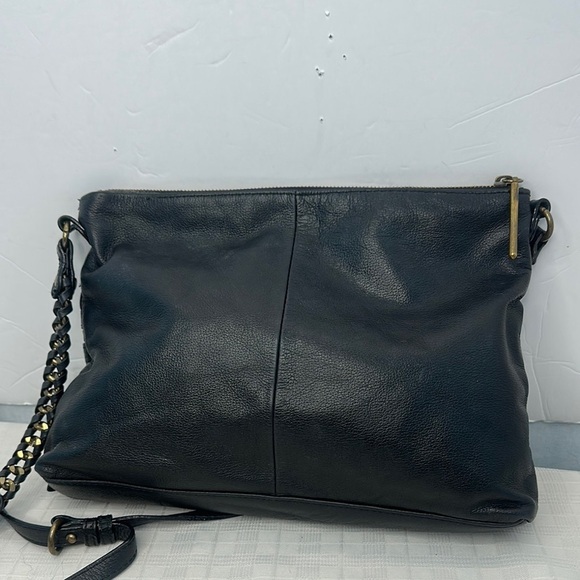 Elliott Lucca Black Leather Crossbody Bag Zipper. - Picture 3 of 12